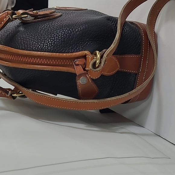 Dooney & Bourke All Weather Leather Norfolk Case Shoulder Bag /Satchel - Black - Picture 4 of 17